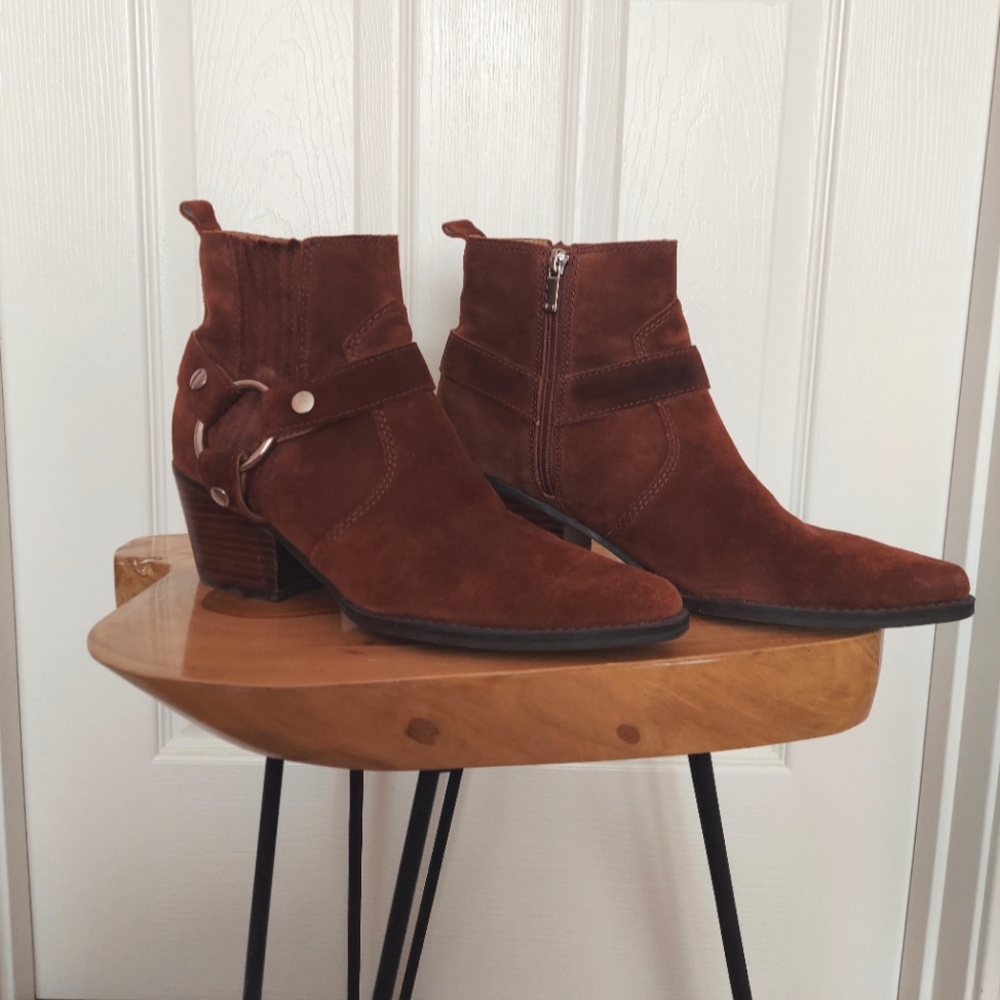 Marc Fisher Brown Western Ankle Booties with Elastic Panels